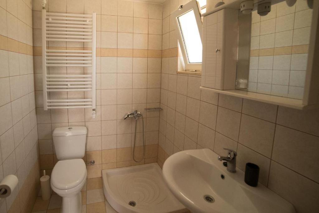 Bodikos Apartments Pitsidia Eksteriør billede